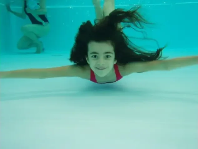 Scuola nuoto ragazzi